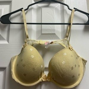 Yellow Victoria’s Secret Bra - Size 36B Angel’s Demi style with lace